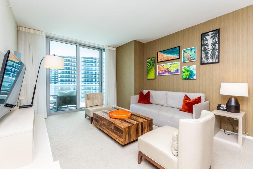 ไฮด์ รีสอร์ต แอนด์ เรสซิเดนซ์ Aparthotel ฮอลลีวูด ภายนอก รูปภาพ