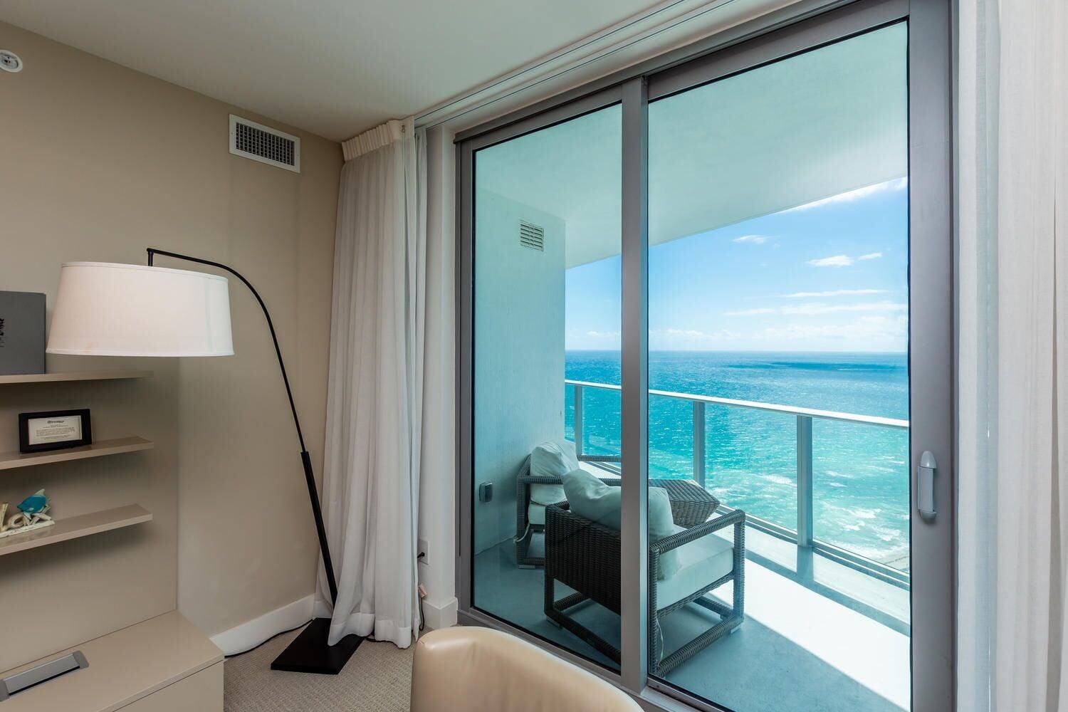 ไฮด์ รีสอร์ต แอนด์ เรสซิเดนซ์ Aparthotel ฮอลลีวูด ภายนอก รูปภาพ